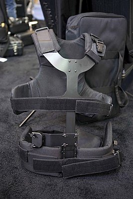 Modified the Steadicam Pilot vest from velcro straps to buckles-img_7052.jpg