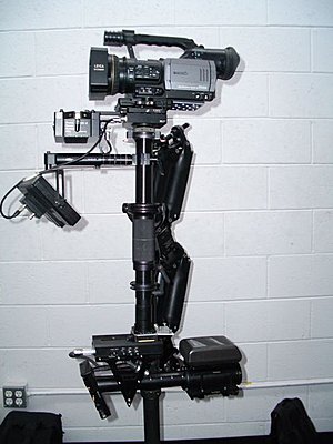 Monitor For Glidecam 4000-batthang2.jpg