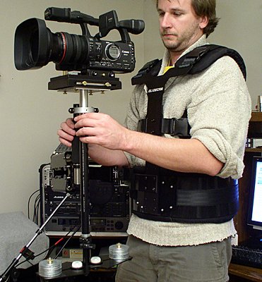 XHA1/Glidecam 4000/Smooth Shooter/WD-H72-james-basic-steady-rig.jpg