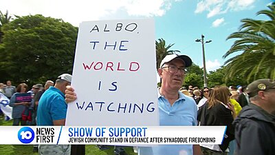 Tragedy at Bondi Beach-20241208-1657-10-hd-10-news-first-albo-world-watching.jpg