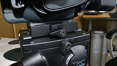 manfrotto quick release on a sachtler head?-unlocked.jpg