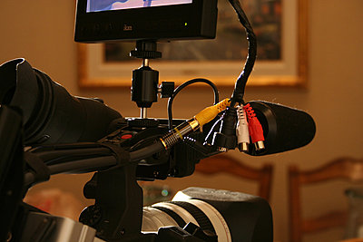 XL2 Field Monitor / Camera mount LCD-inputs.jpg