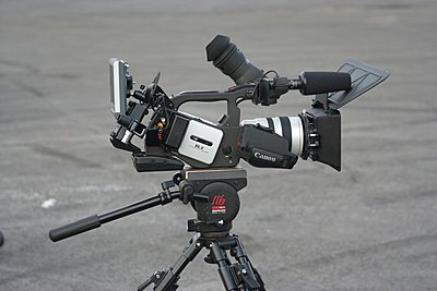 XL2 Field Monitor / Camera mount LCD-img_0334.jpg