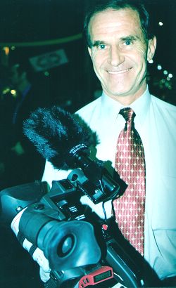 Leslie Drever, President and CEO of LightWave Systems, left this world October 5, 2000. He will be sorely missed...