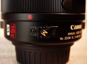 The 16x Manual Servo lens macro button.