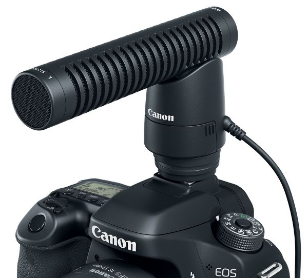 Canon EOS 80D, Power Zoom Adapter, Stereo Mic for Video